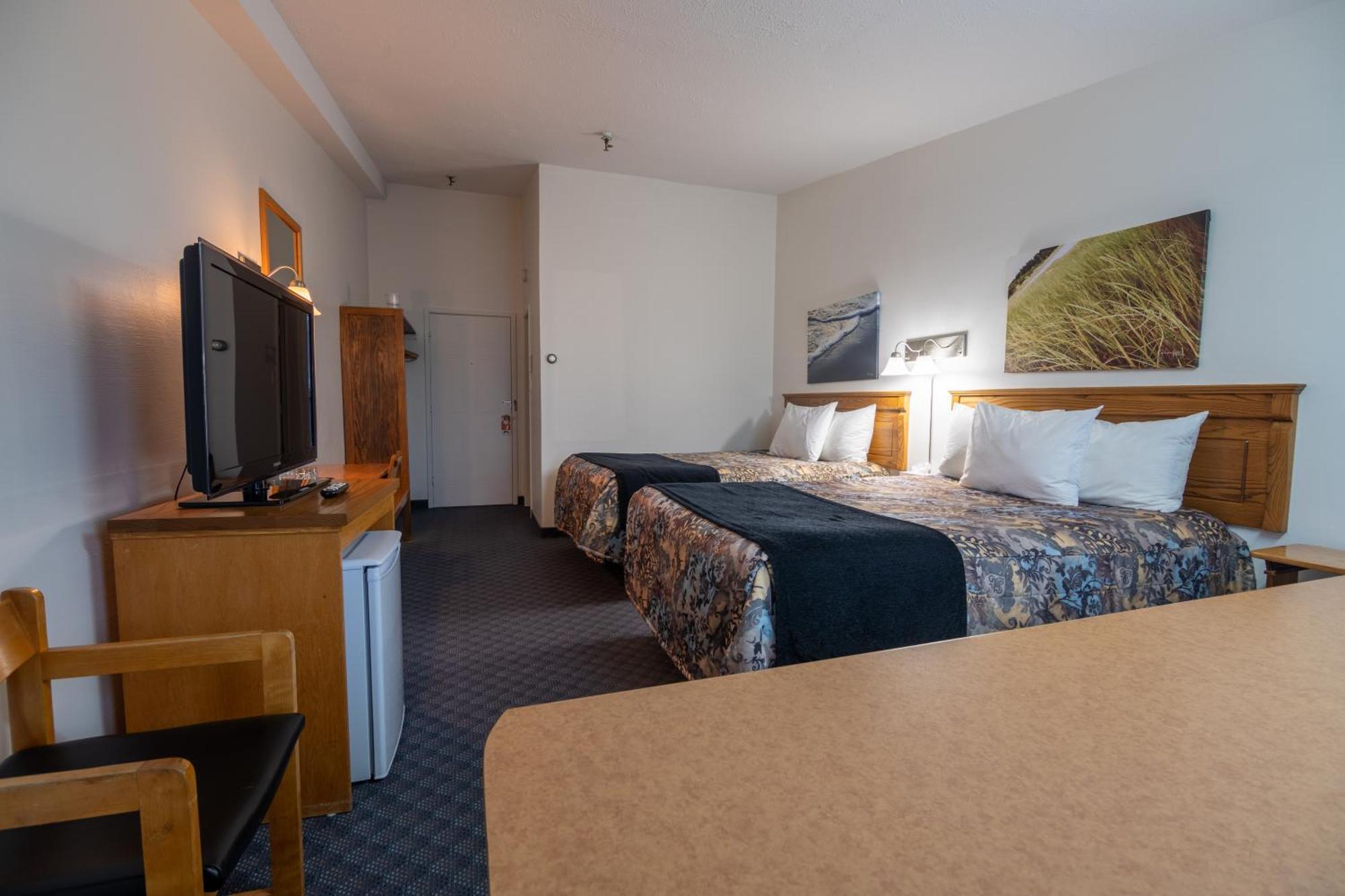 Hotel Les Mouettes Sept-Iles Exterior photo