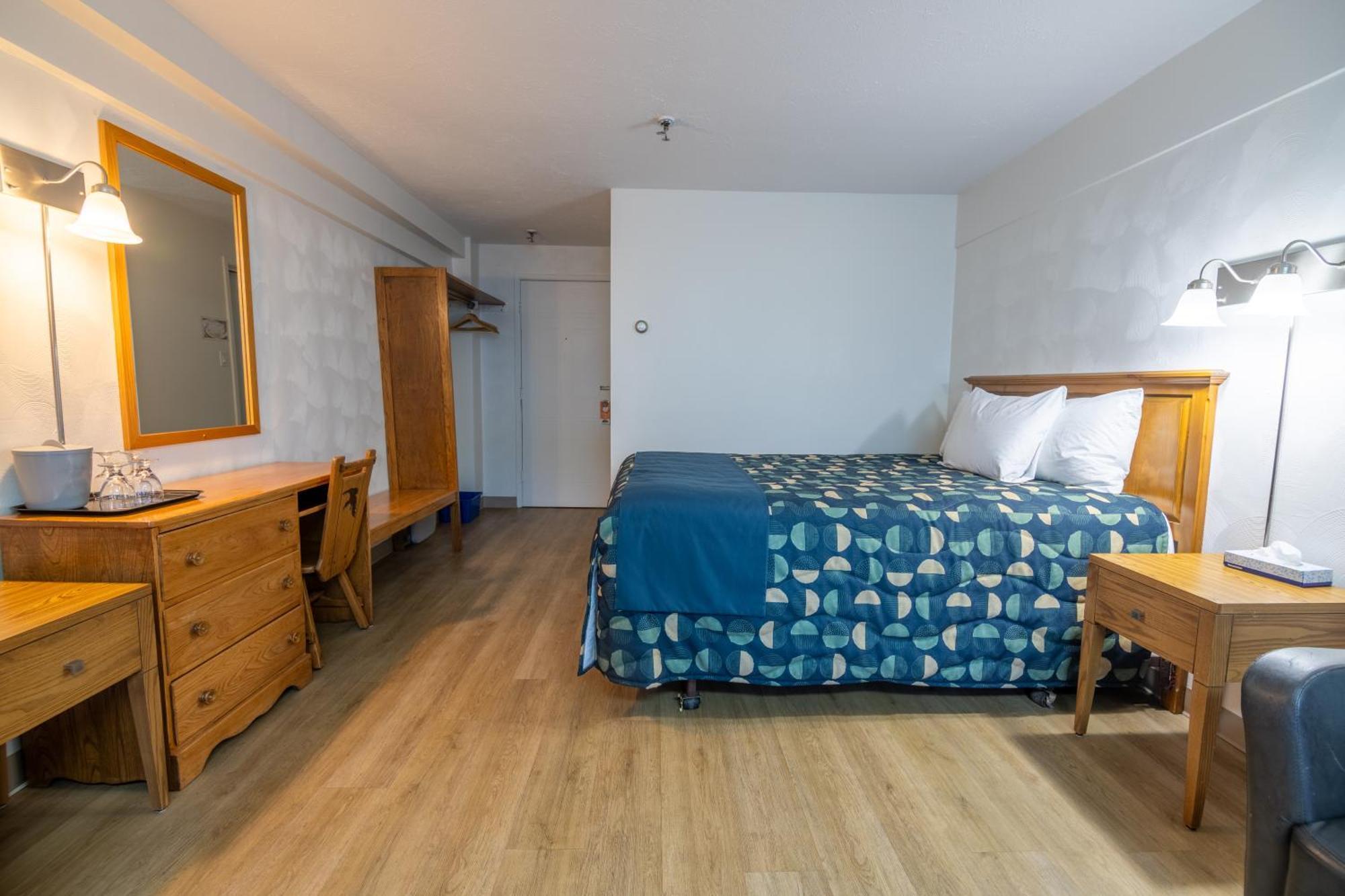 Hotel Les Mouettes Sept-Iles Exterior photo